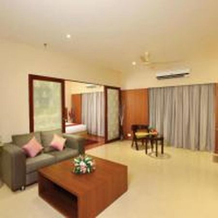 Jk Residency Cheruvathur Dış mekan fotoğraf